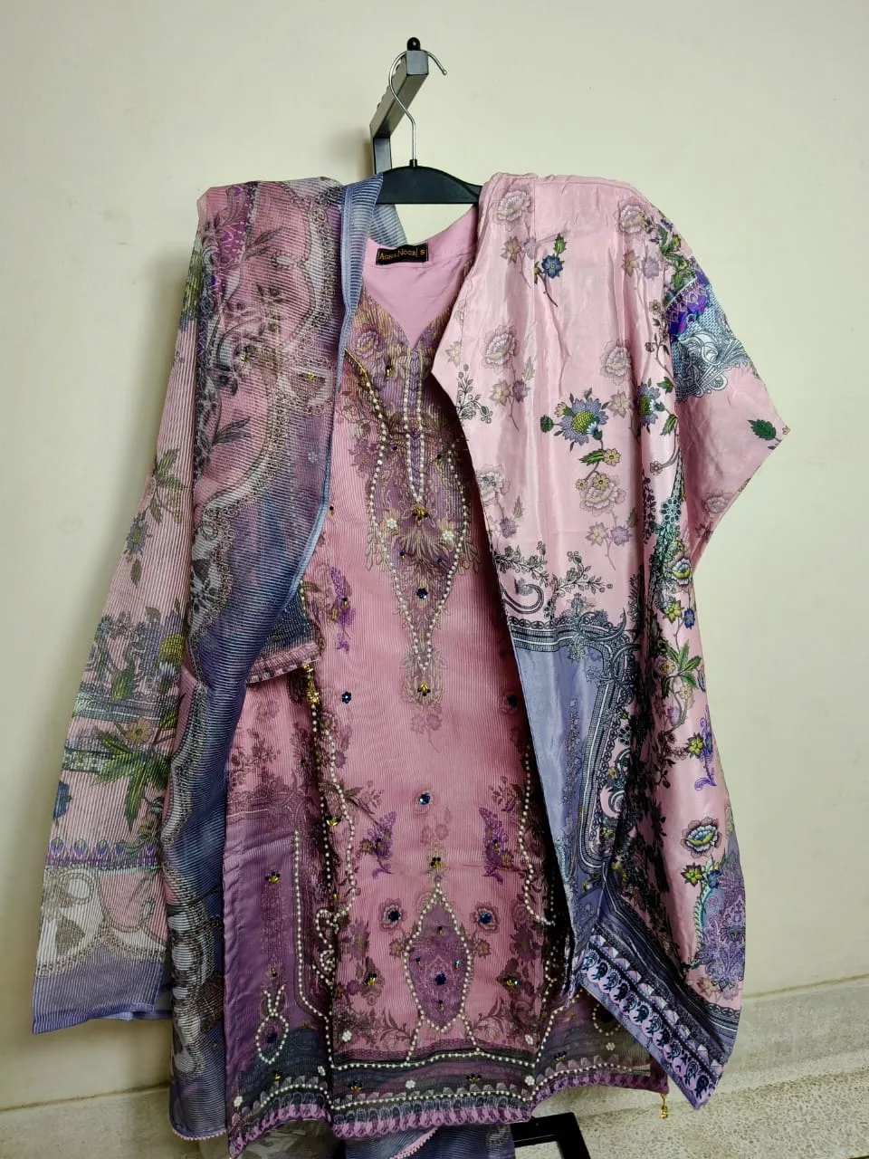 প্রিমিয়াম পিংক অর্গানজা পার্টি থ্রি-পিস